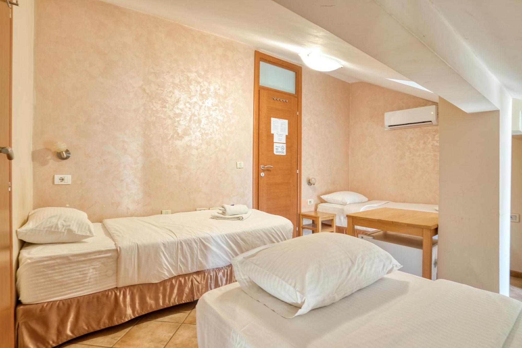 Hotel Rendez Vous Kotor Exteriör bild