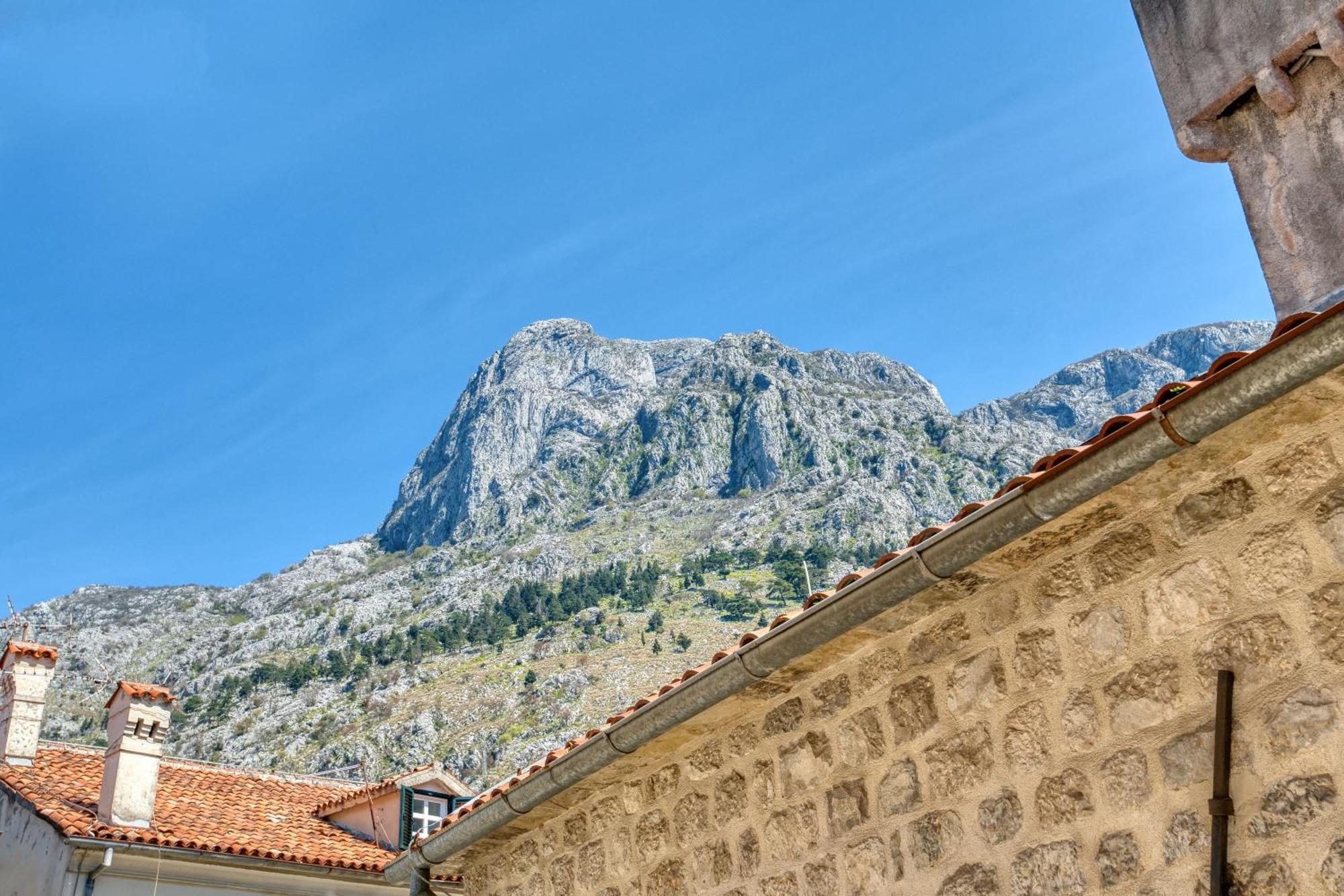 Hotel Rendez Vous Kotor Exteriör bild