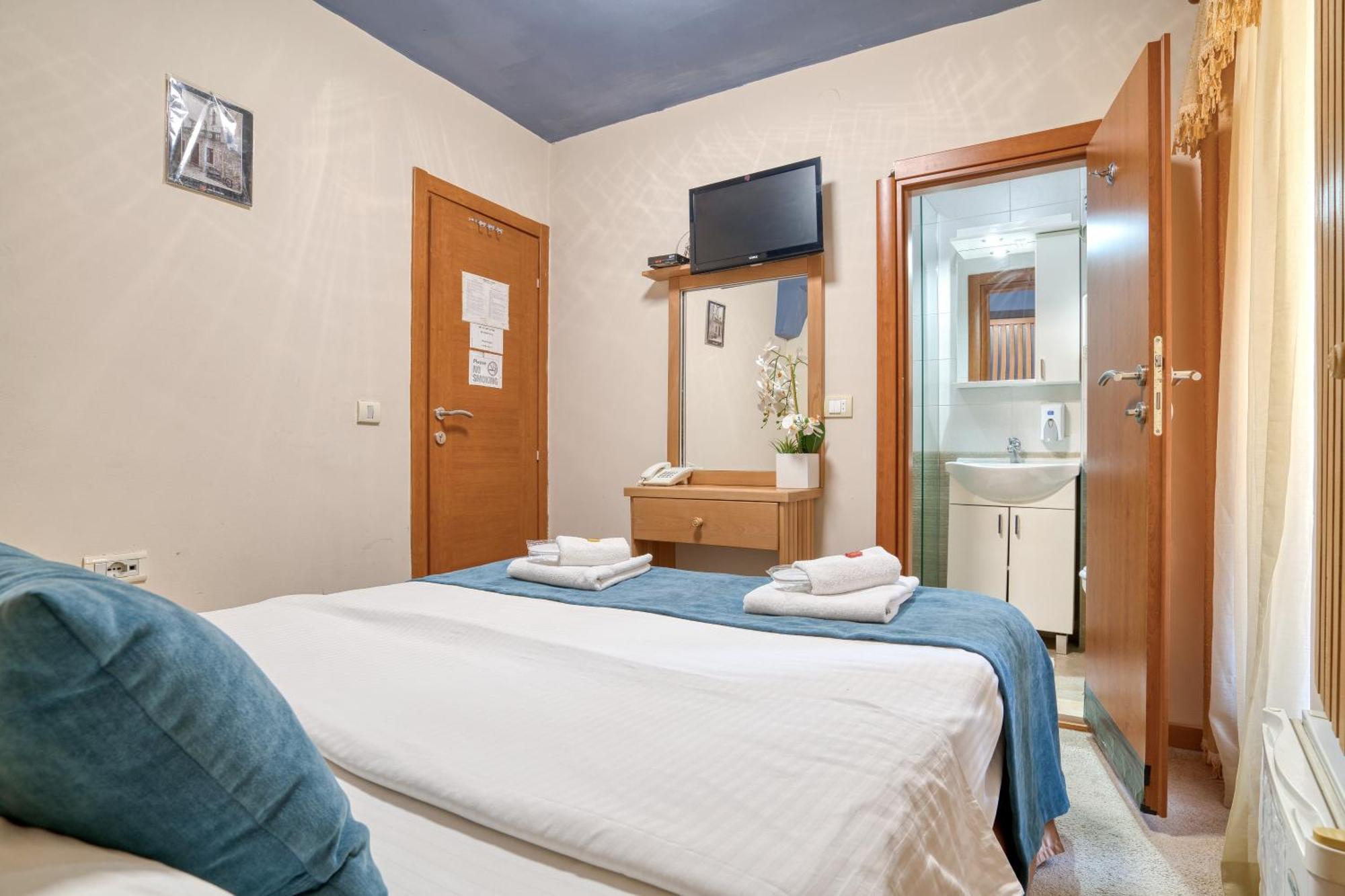 Hotel Rendez Vous Kotor Exteriör bild